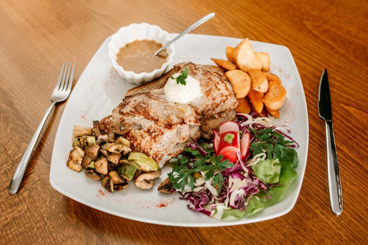 Restoran Sa Prenocistem Gornjak Krepoljin Экстерьер фото